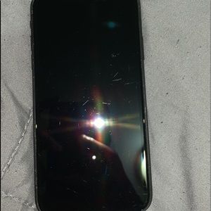 I’m selling an iPhone XR unlocked